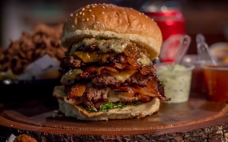 Game Day Food Favorites at NYC Sports Bars